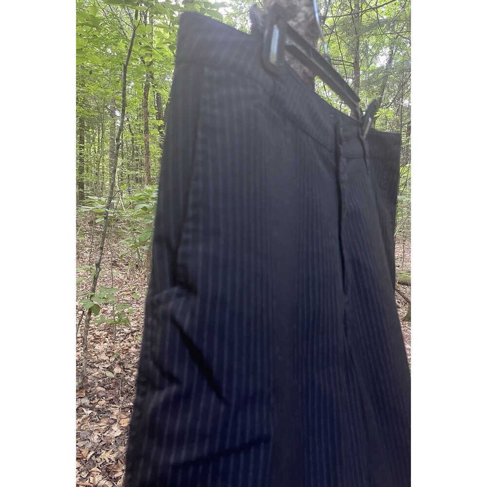 Quiksilver Pinstripe Union Surplus Flat Front Shorts Mens 34 Black Surfer Preppy - Picture 2 of 13